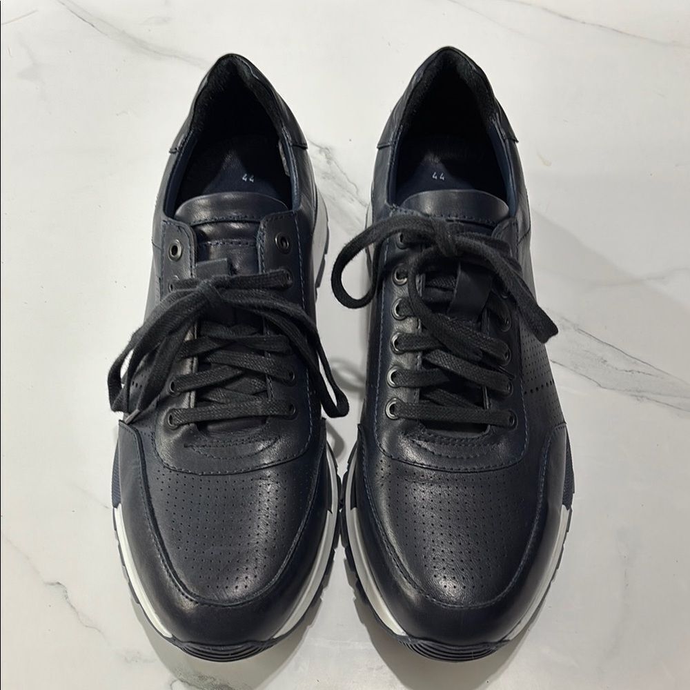 Men's Black Leather Sneakers
